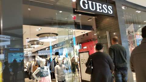 GUESS by Marciano